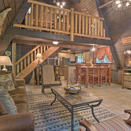 גטלינבורג Snuggle Inn In The Heart Of Chalet Village! מראה חיצוני תמונה