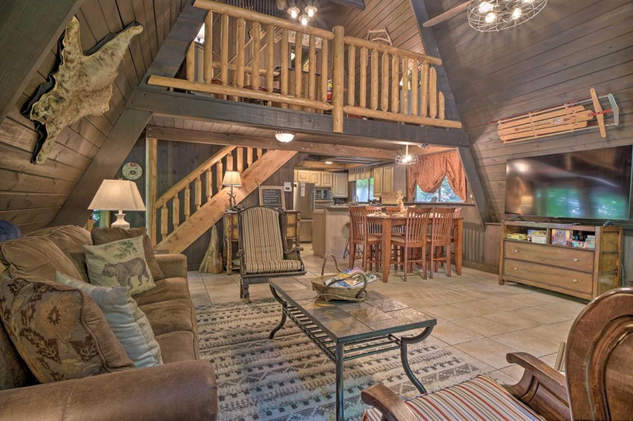 גטלינבורג Snuggle Inn In The Heart Of Chalet Village! מראה חיצוני תמונה