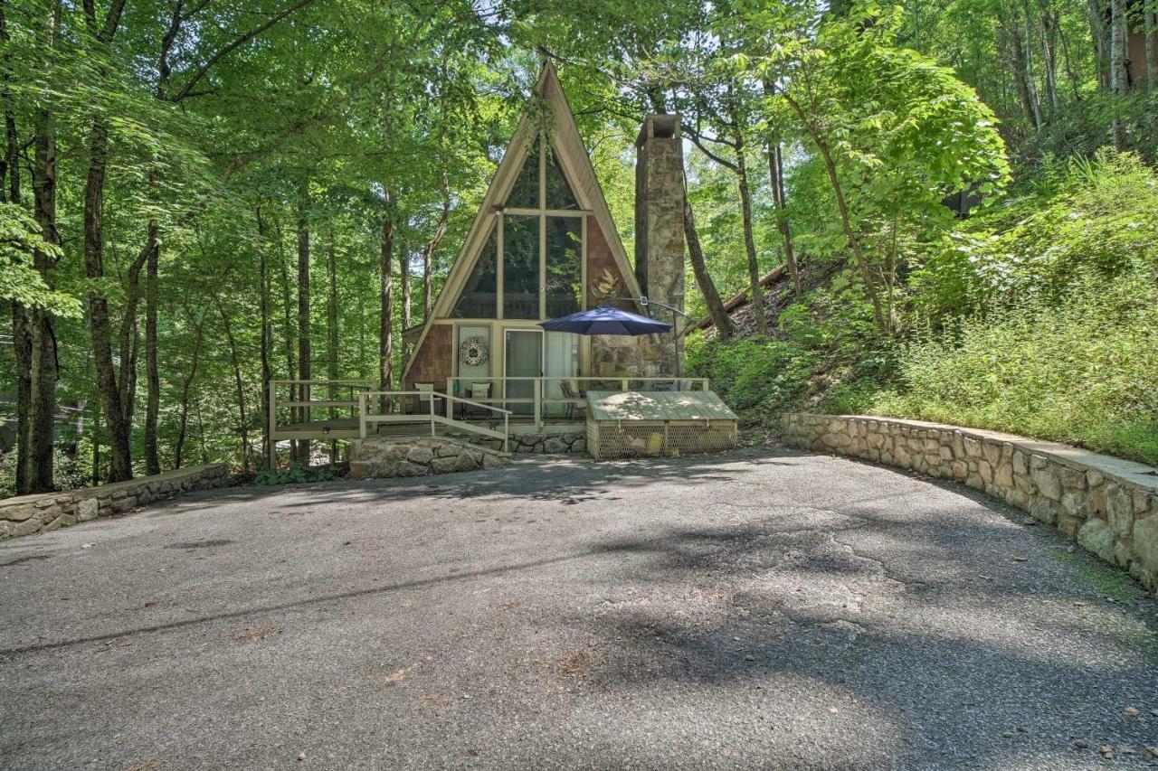 גטלינבורג Snuggle Inn In The Heart Of Chalet Village! מראה חיצוני תמונה