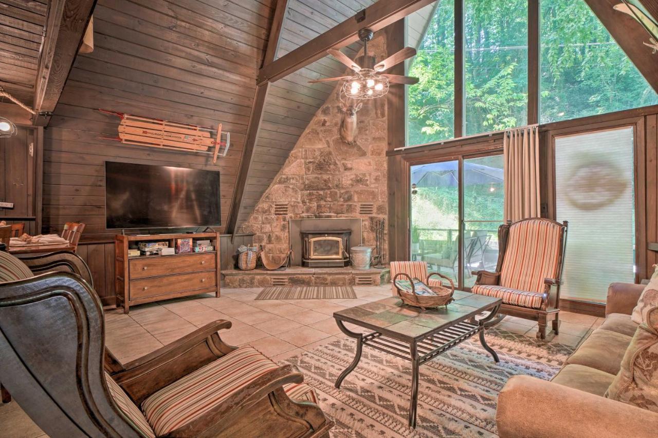 גטלינבורג Snuggle Inn In The Heart Of Chalet Village! מראה חיצוני תמונה