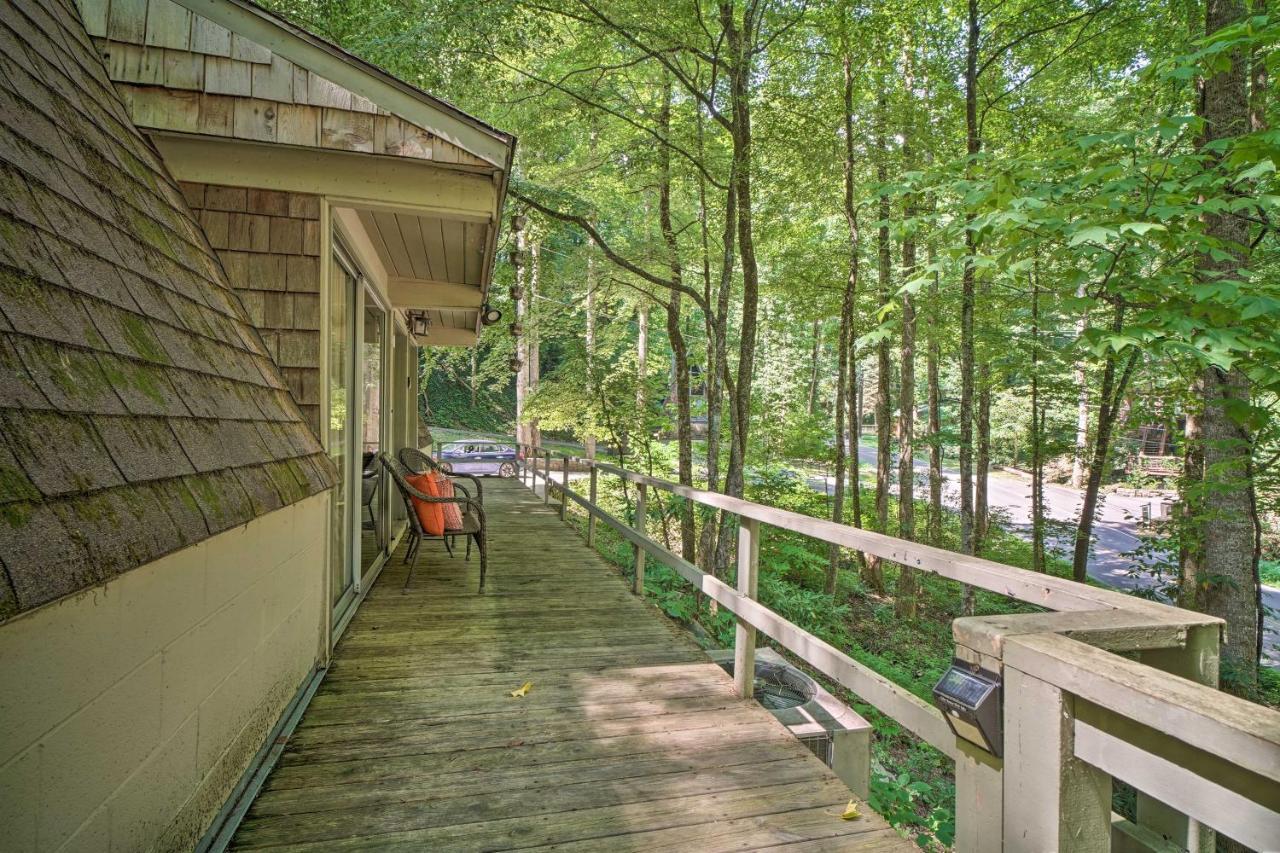 גטלינבורג Snuggle Inn In The Heart Of Chalet Village! מראה חיצוני תמונה