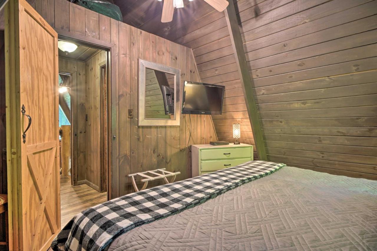 גטלינבורג Snuggle Inn In The Heart Of Chalet Village! מראה חיצוני תמונה